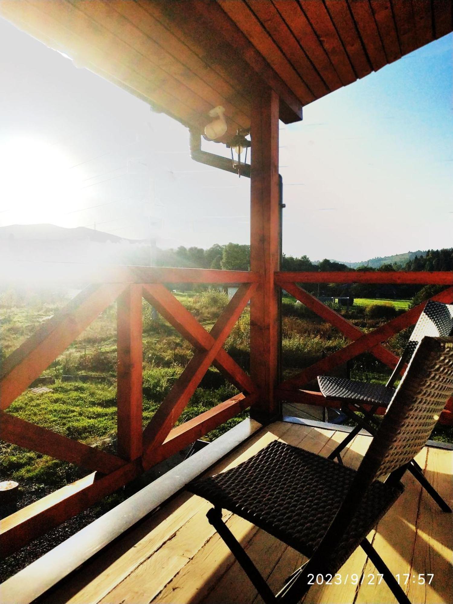 Nestg Guest House Pilipets Exterior photo